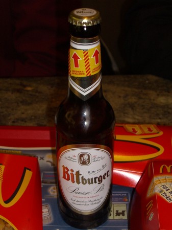 Bitburger mit Aufkleber