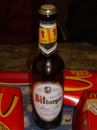 Bitburger mit Aufkleber